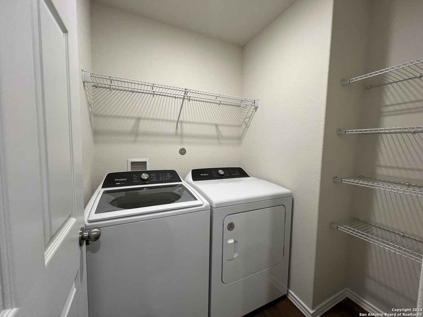 main property photo 20