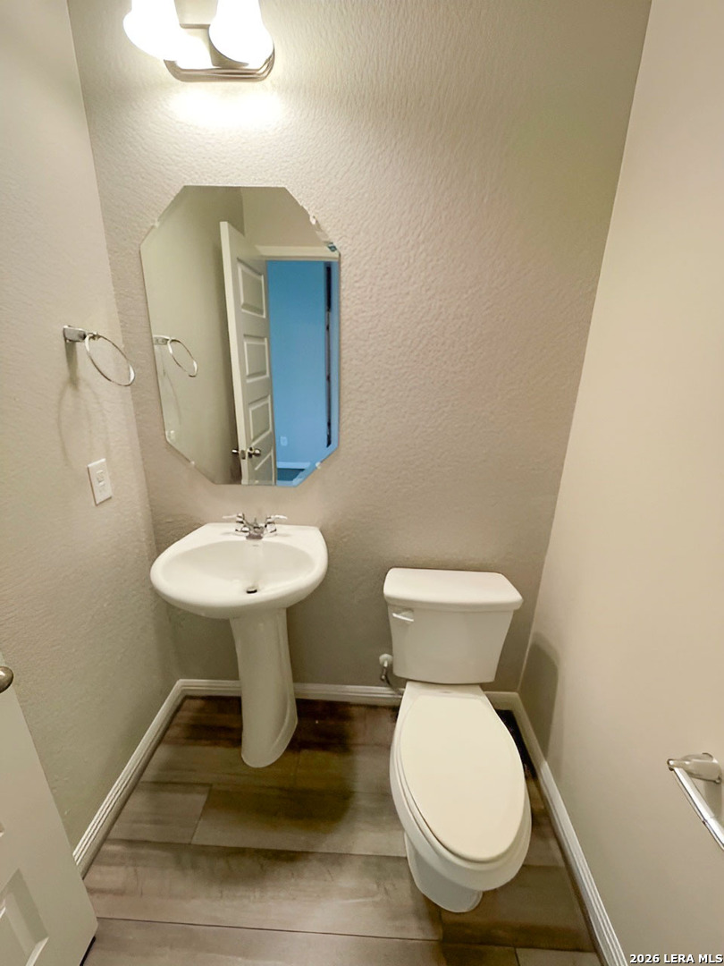main property photo 4