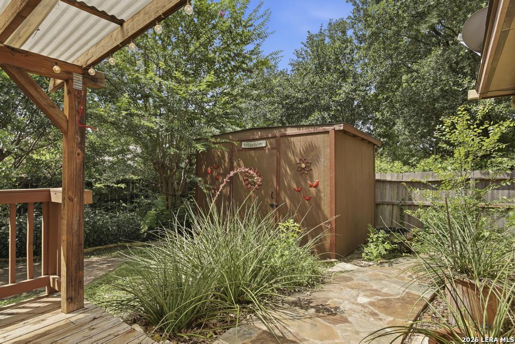 main property photo 27