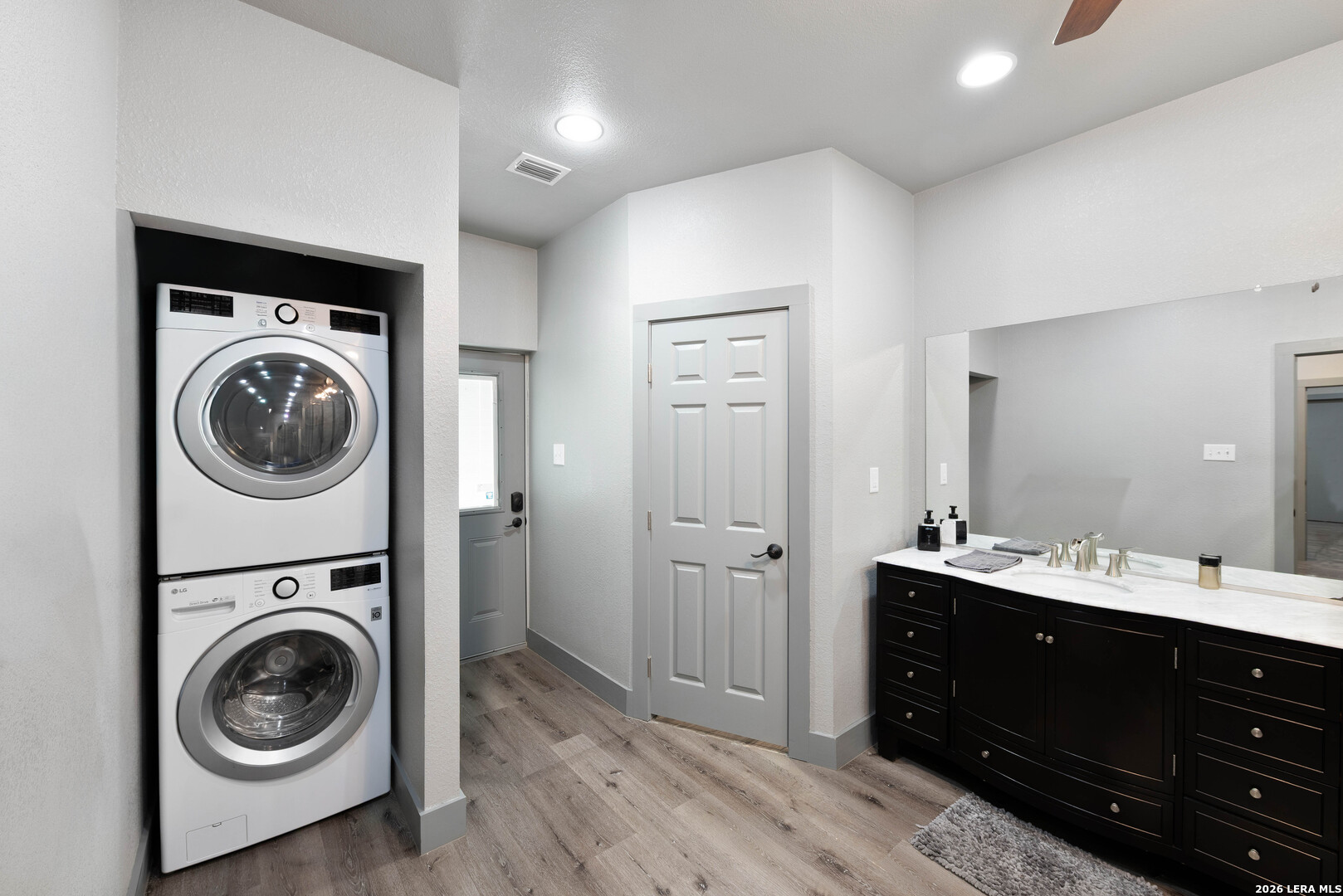 main property photo 74