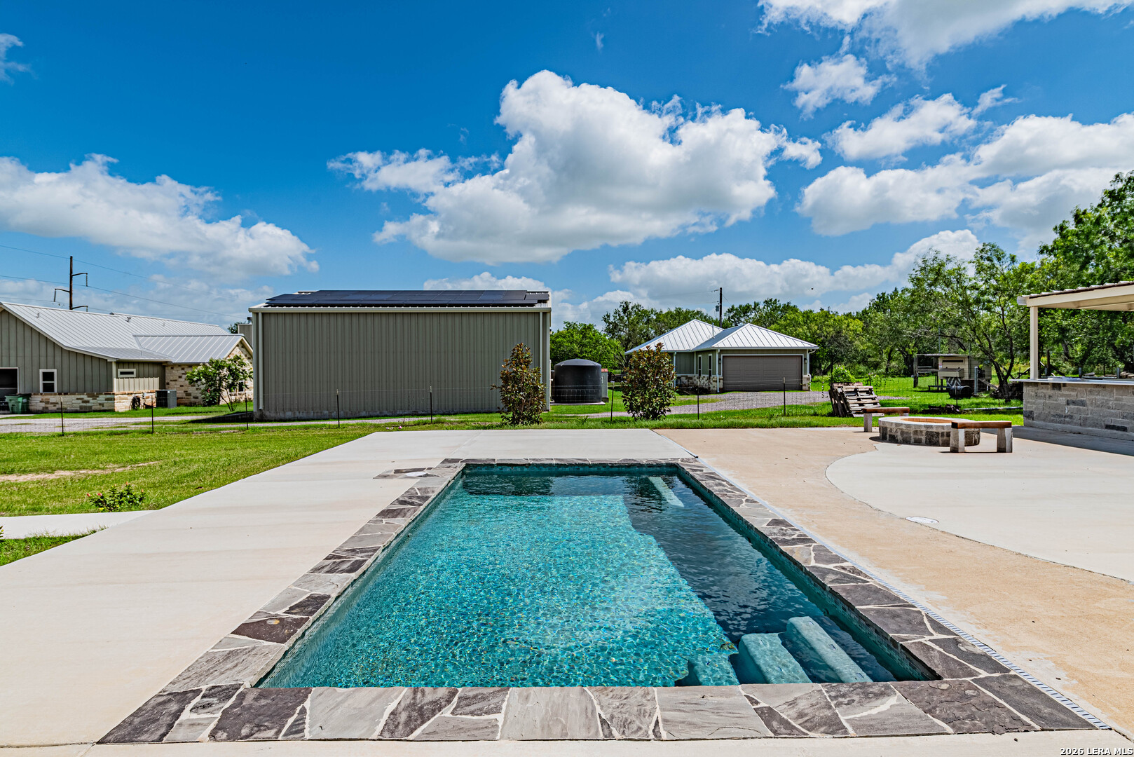 main property photo 85