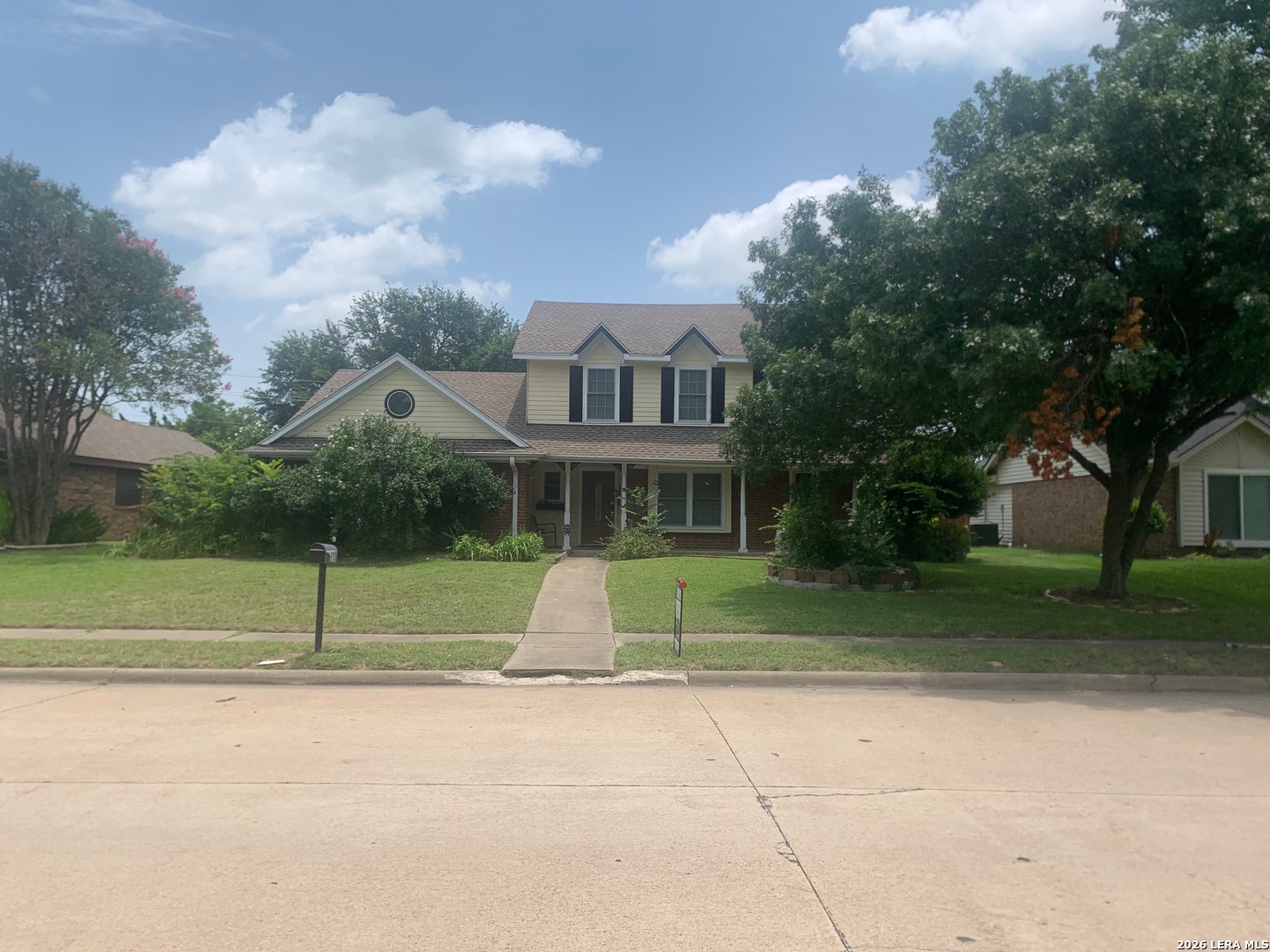 main property photo 2