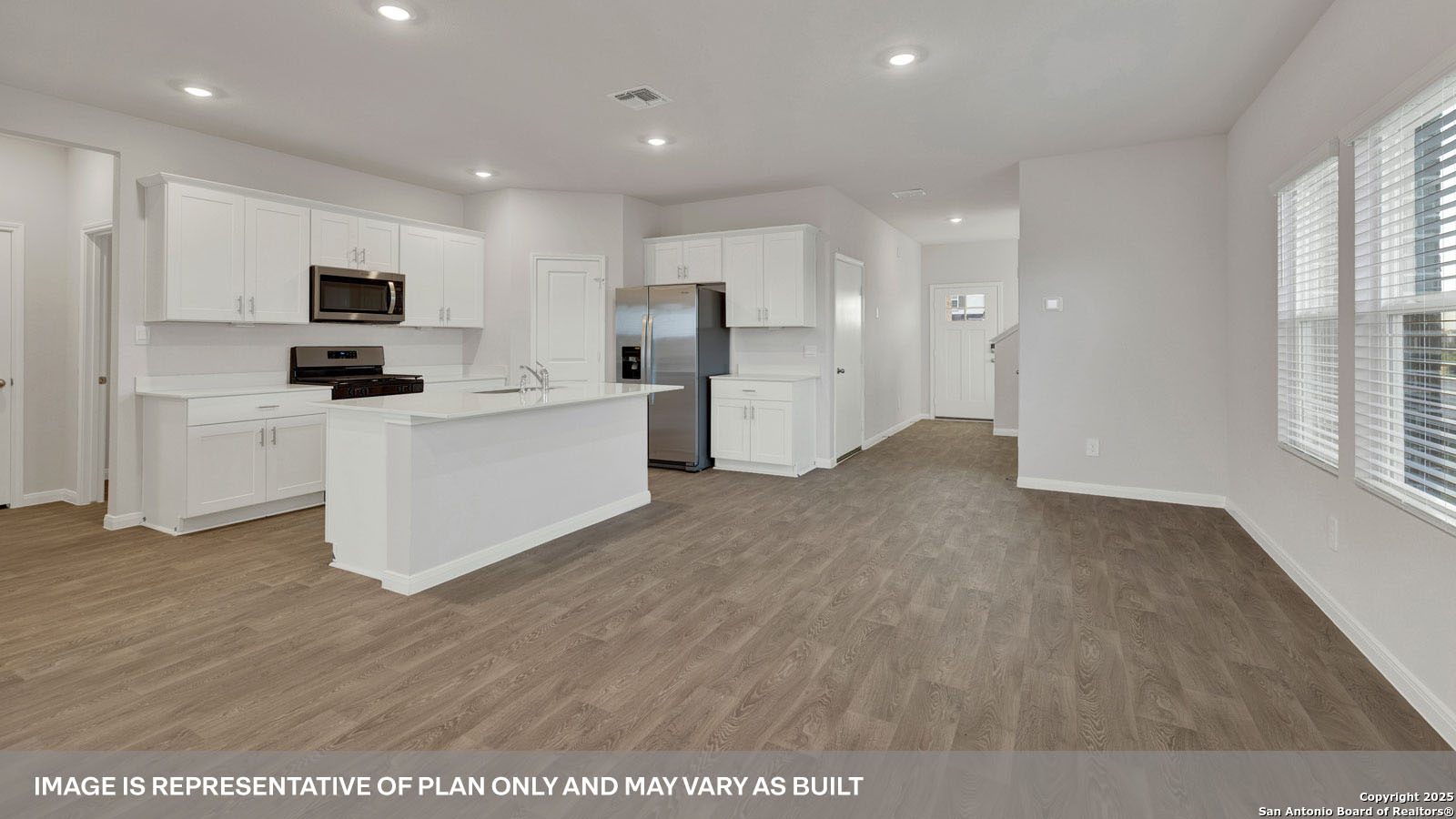 main property photo 11