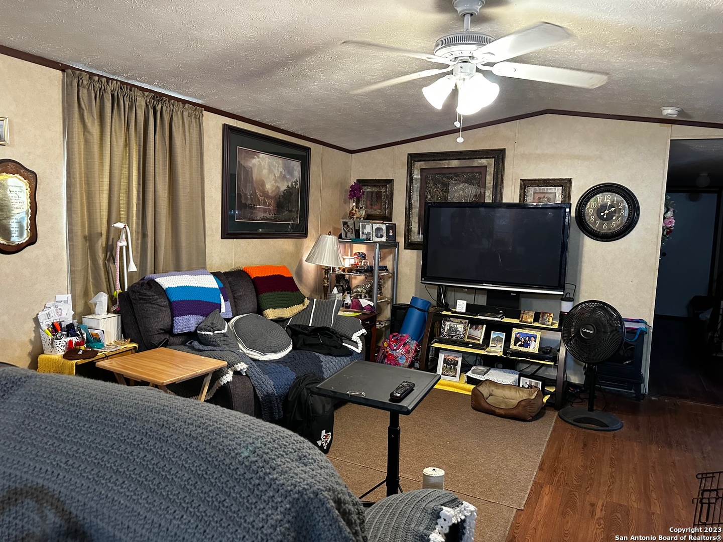 main property photo 6