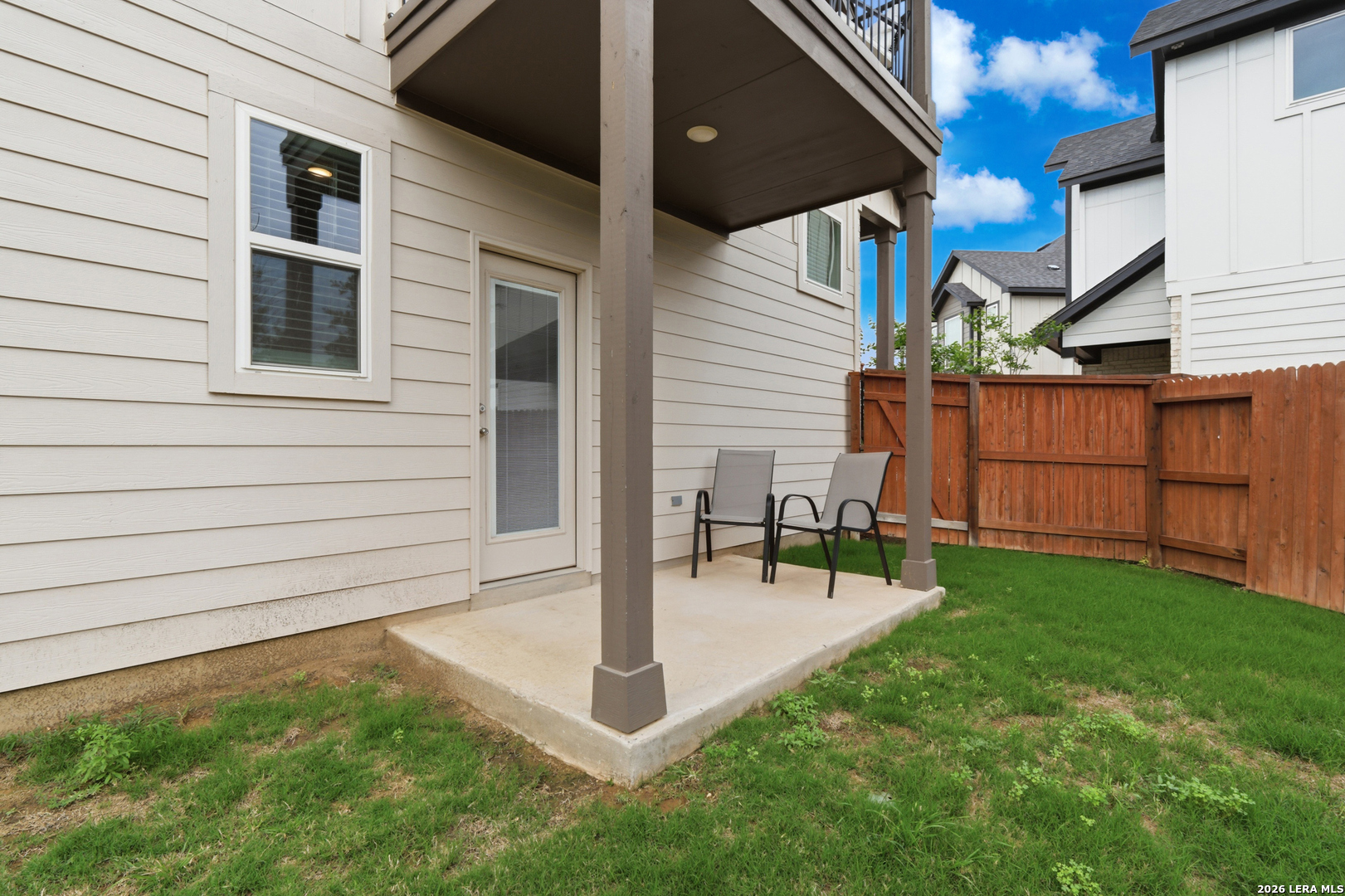 main property photo 20