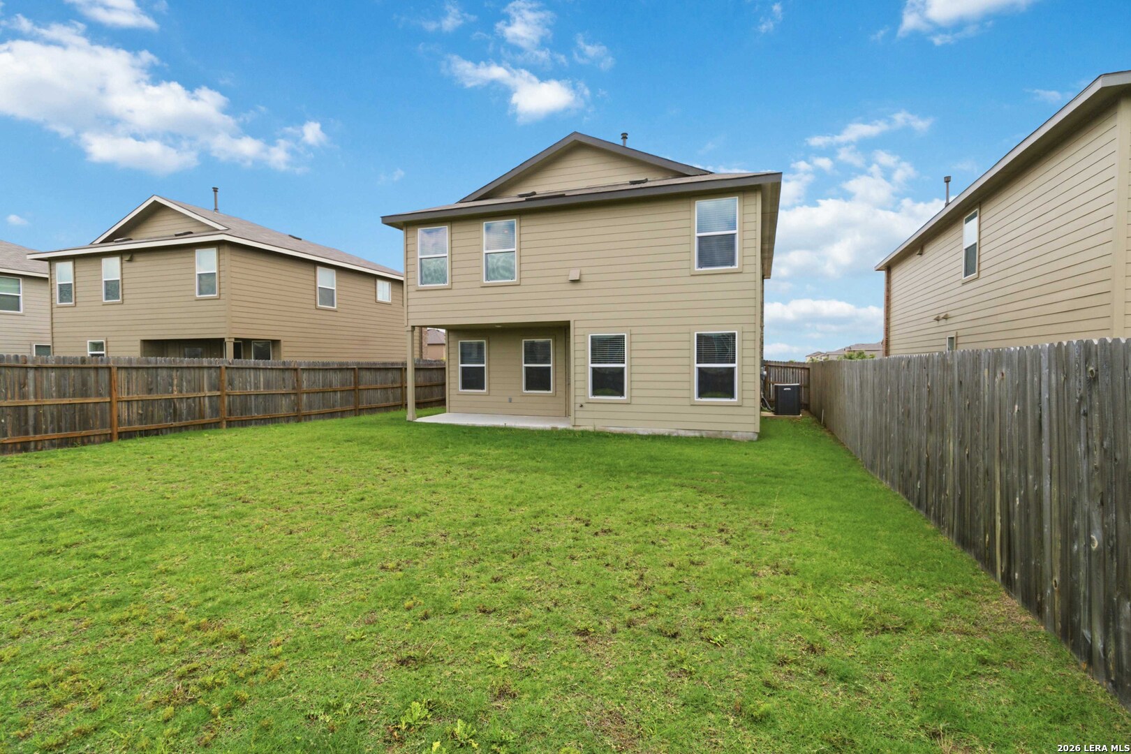 main property photo 24