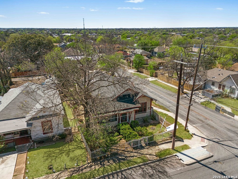 main property photo 22