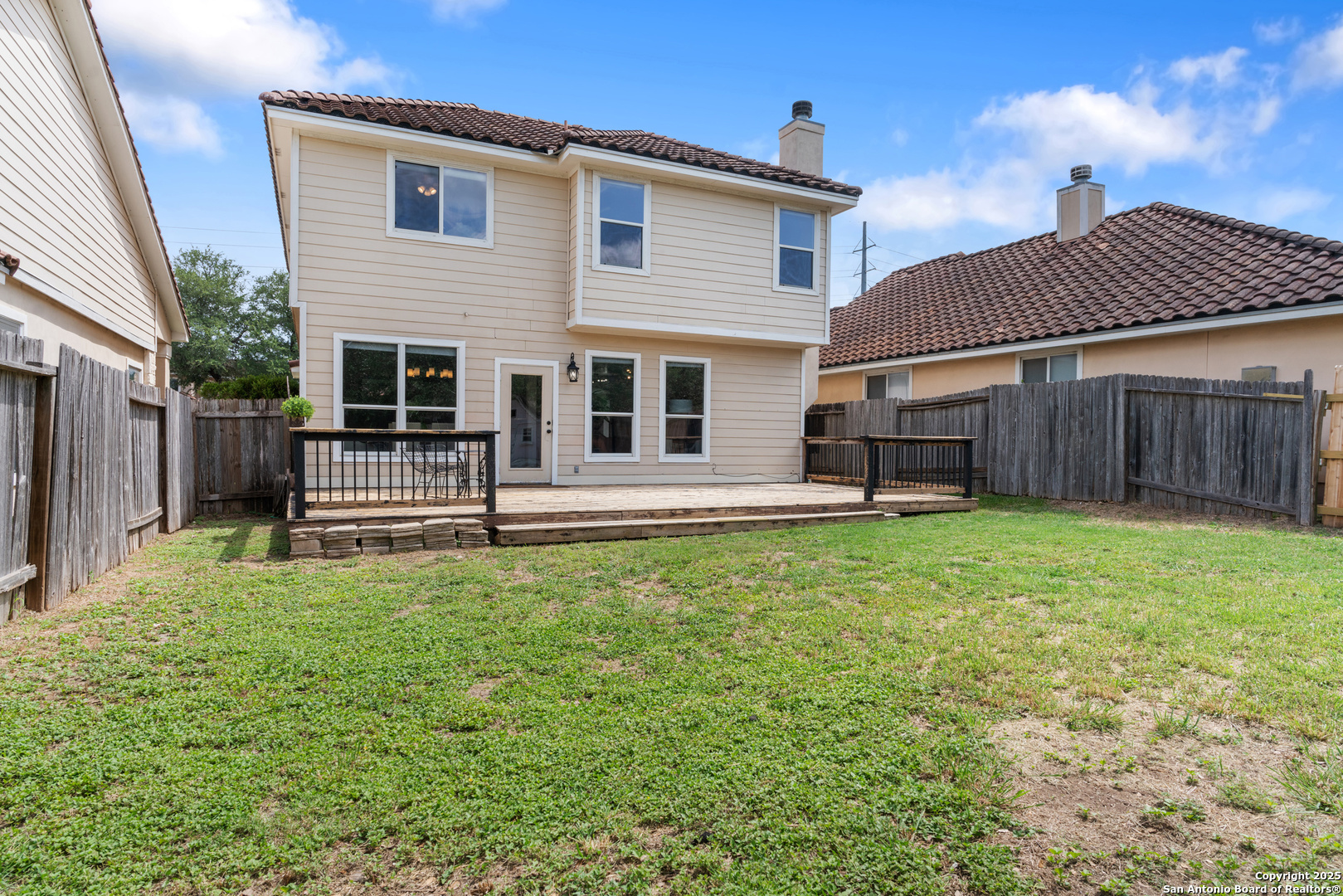 main property photo 25