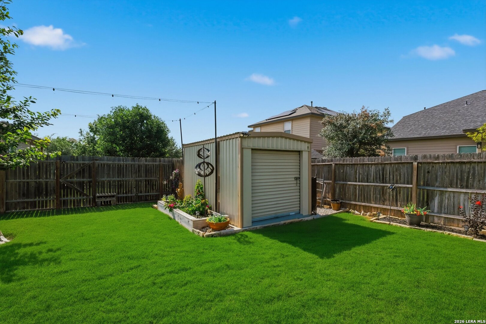 main property photo 20