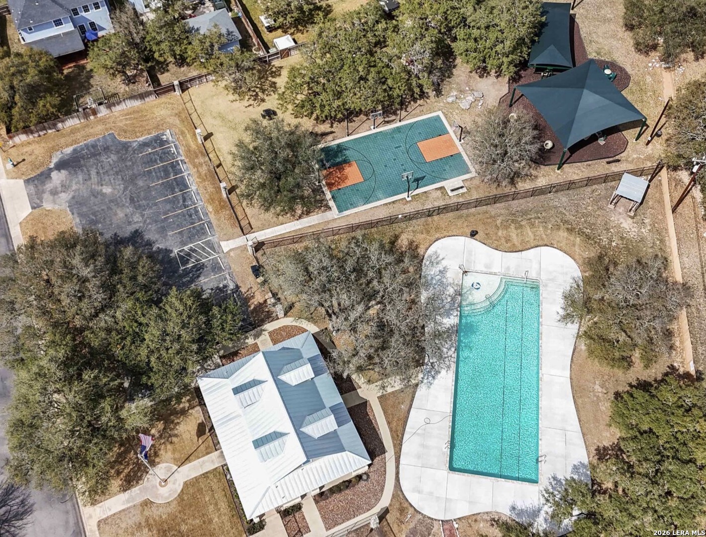 main property photo 43