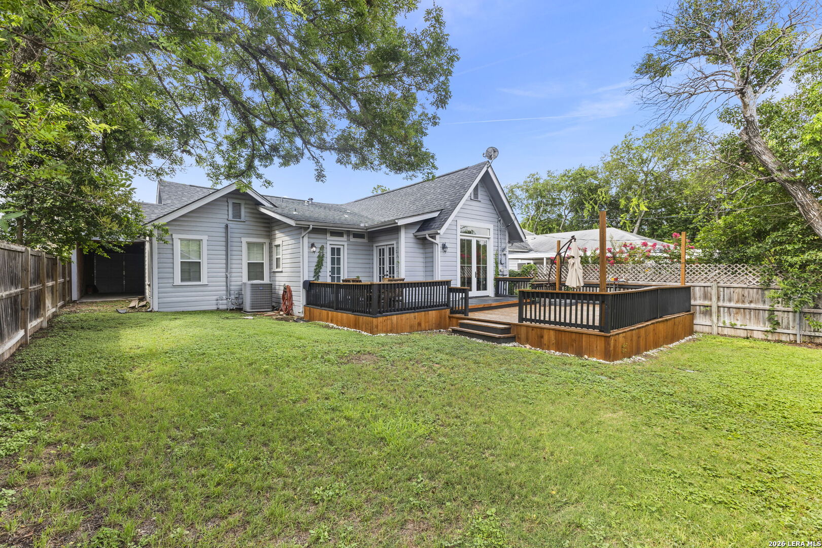 main property photo 22