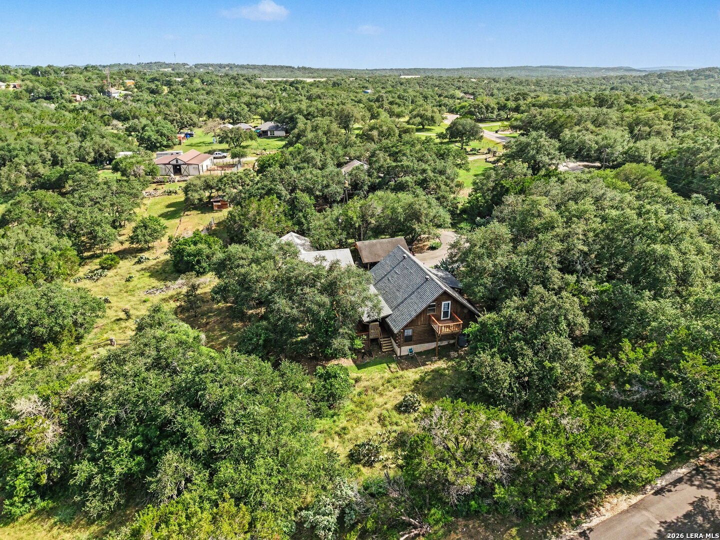 main property photo 31