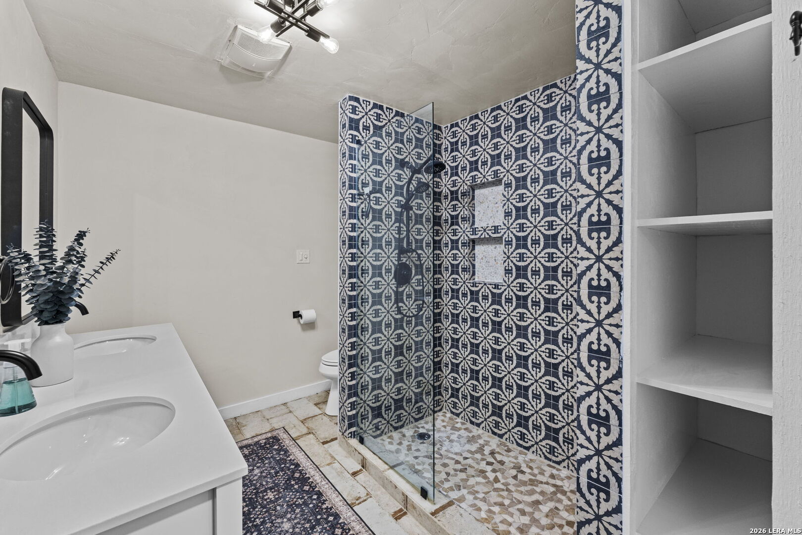 main property photo 68