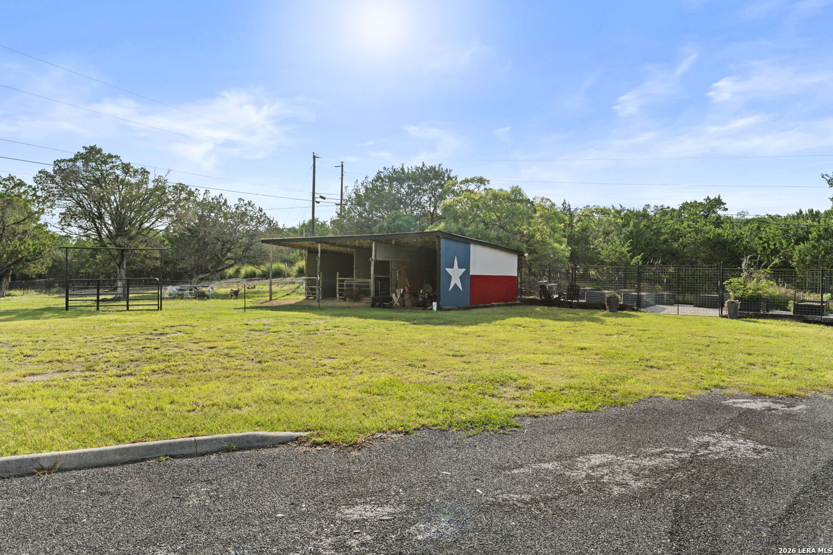 main property photo 81