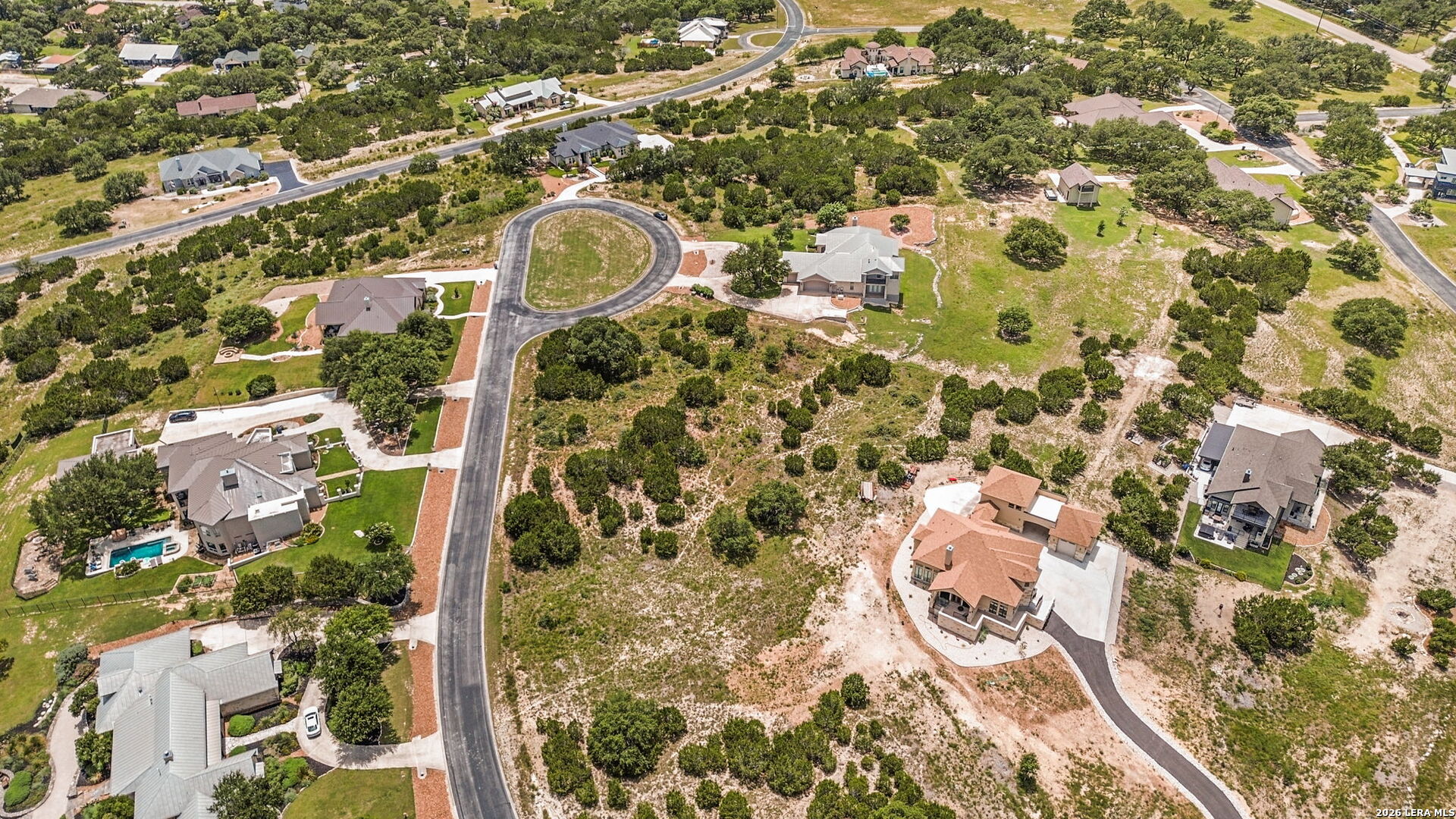 main property photo 19