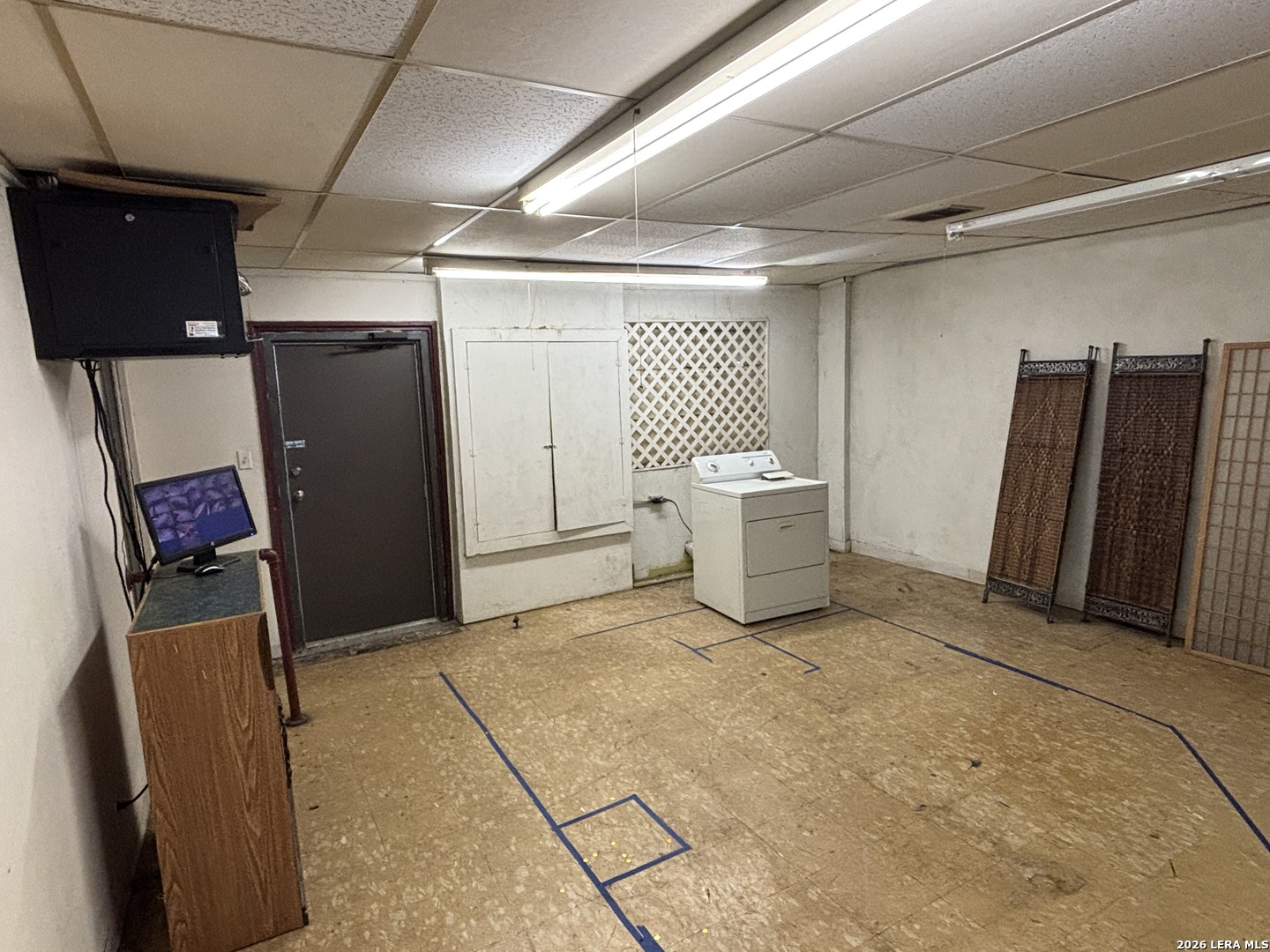 main property photo 9