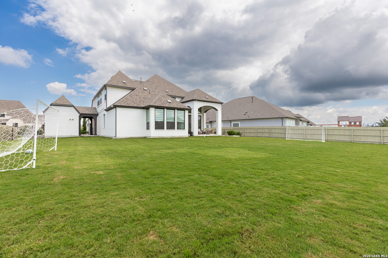 main property photo 49