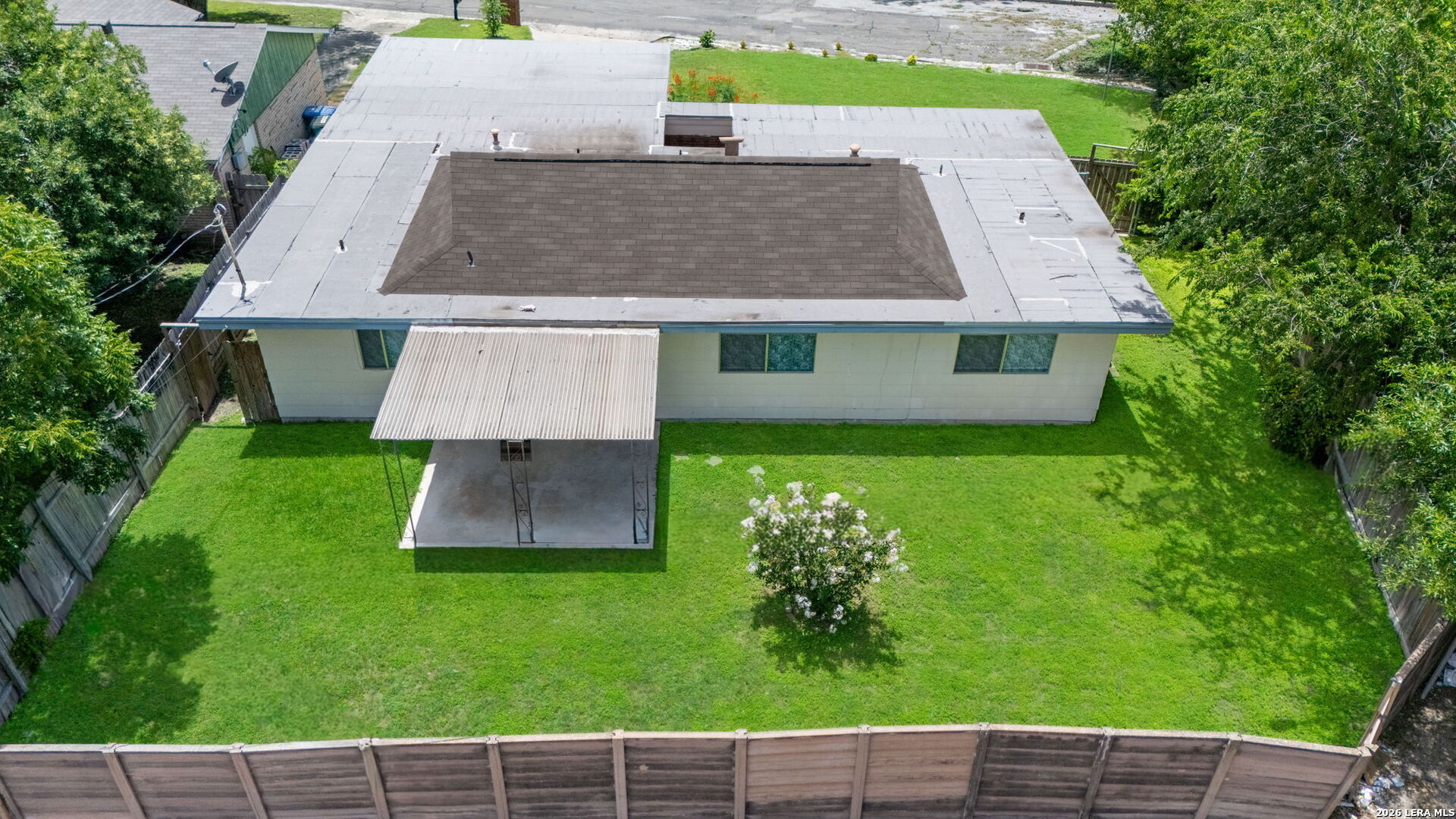 main property photo 38