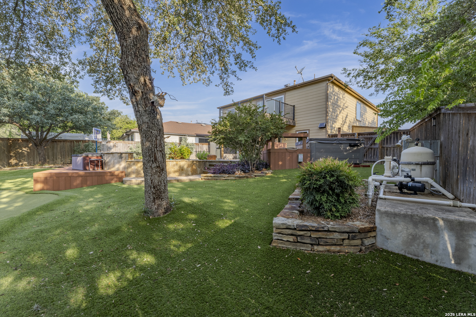 main property photo 41