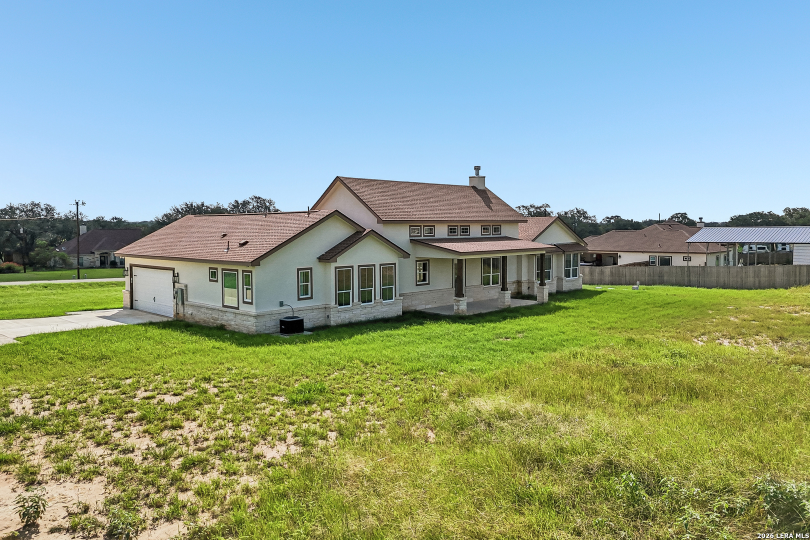 main property photo 37