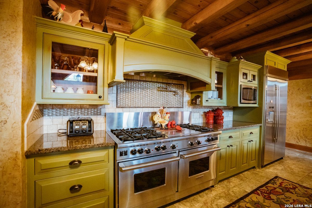 main property photo 19