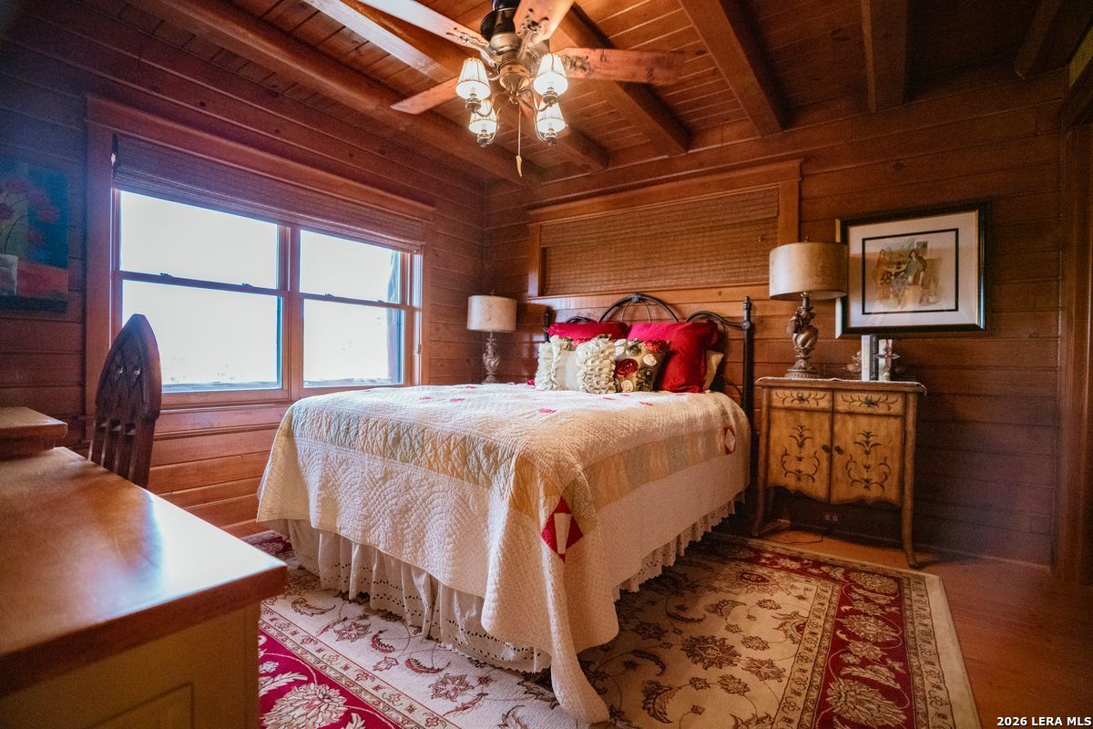 main property photo 26