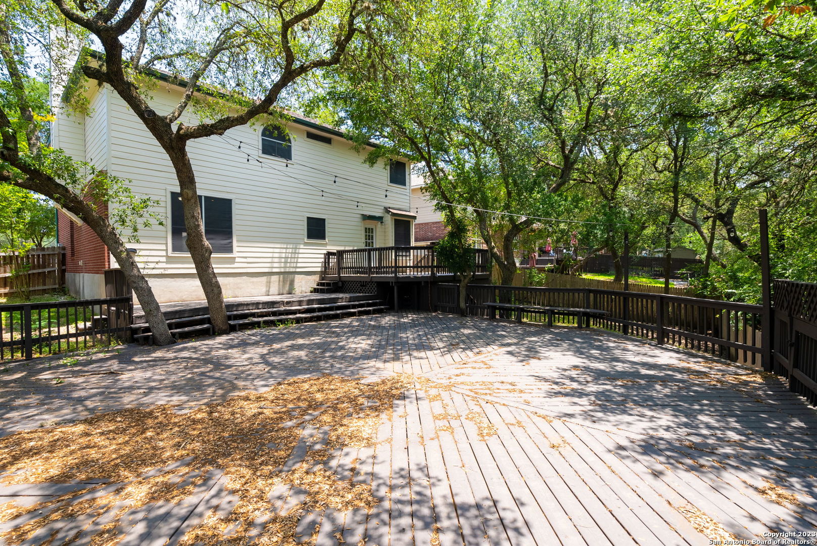 main property photo 38