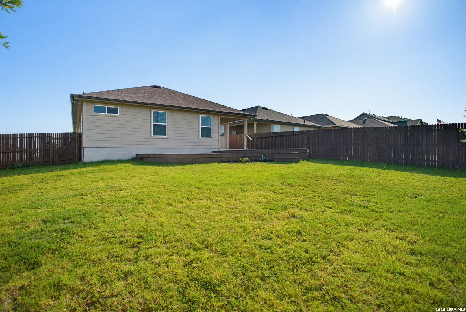 main property photo 22