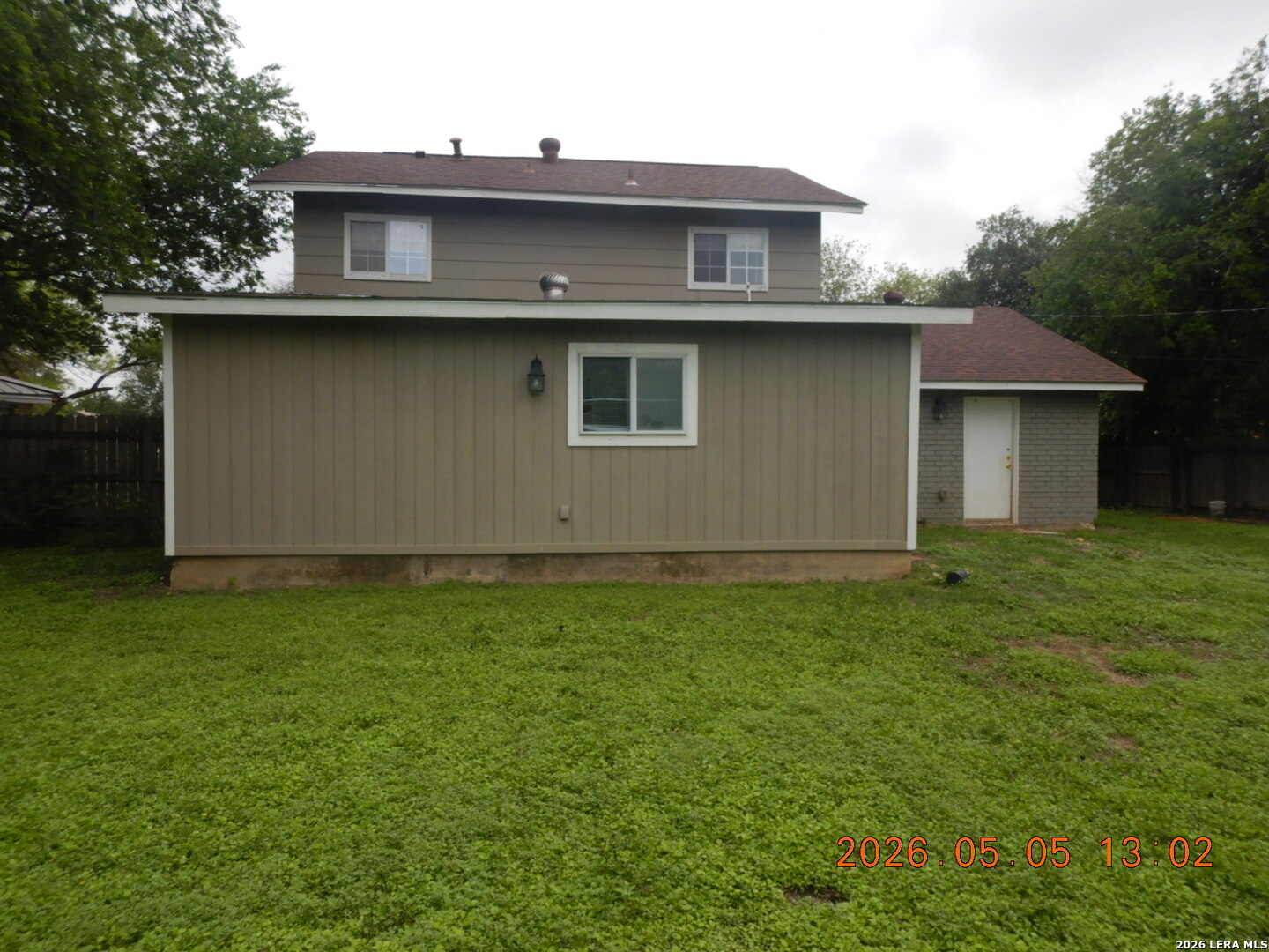 main property photo 17