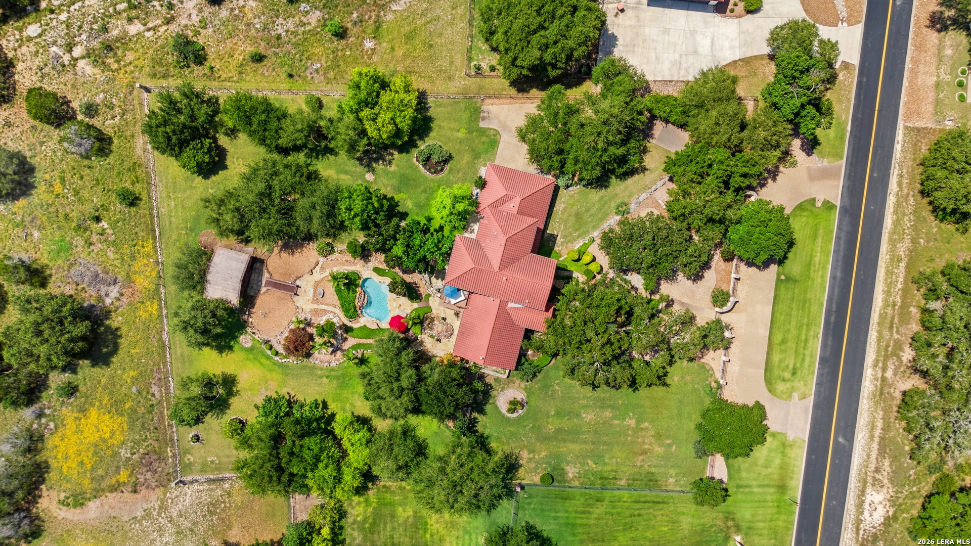 main property photo 79