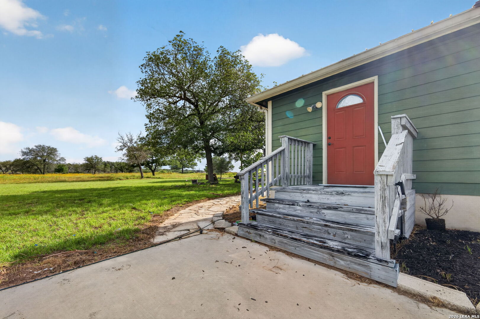 main property photo 23