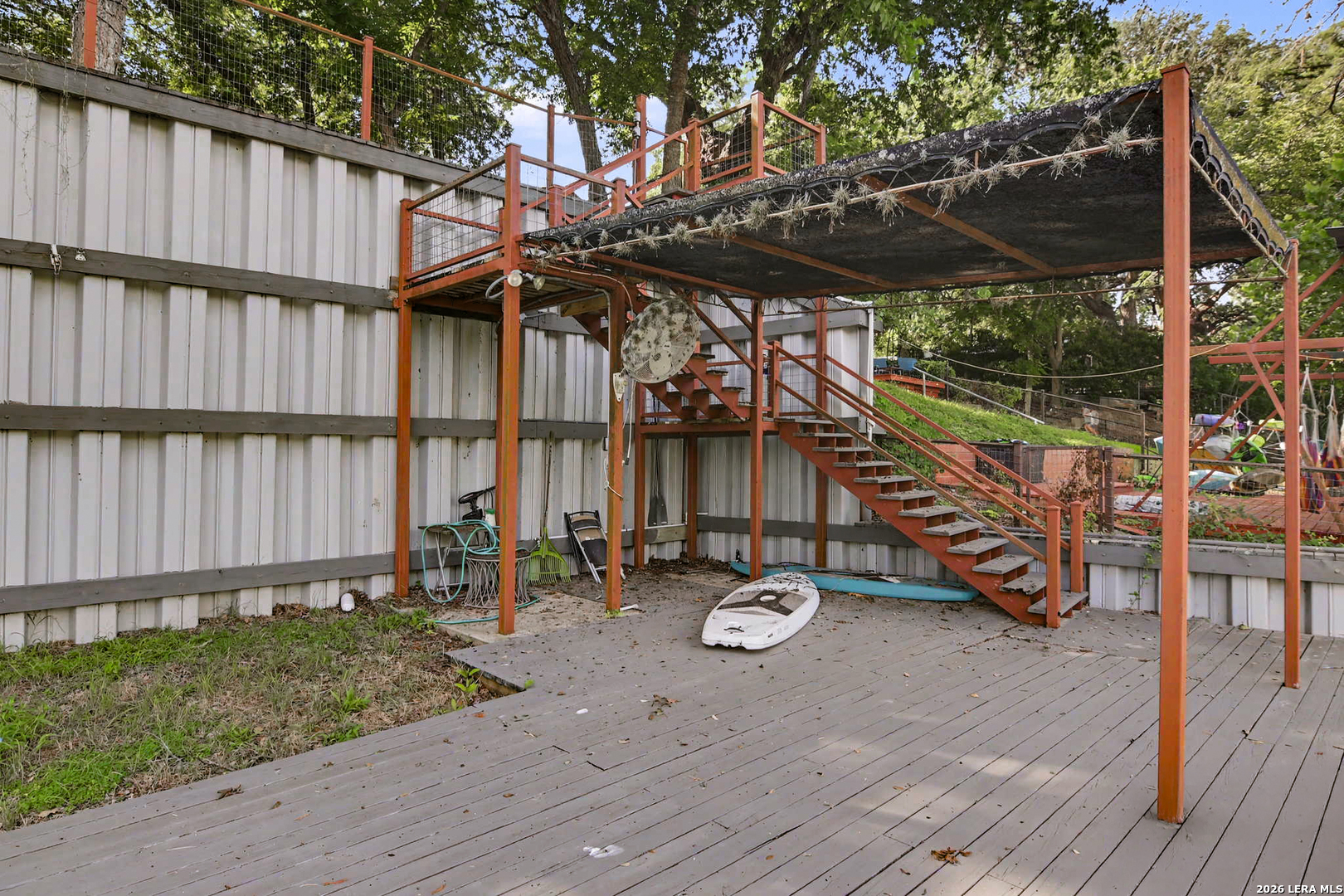main property photo 35