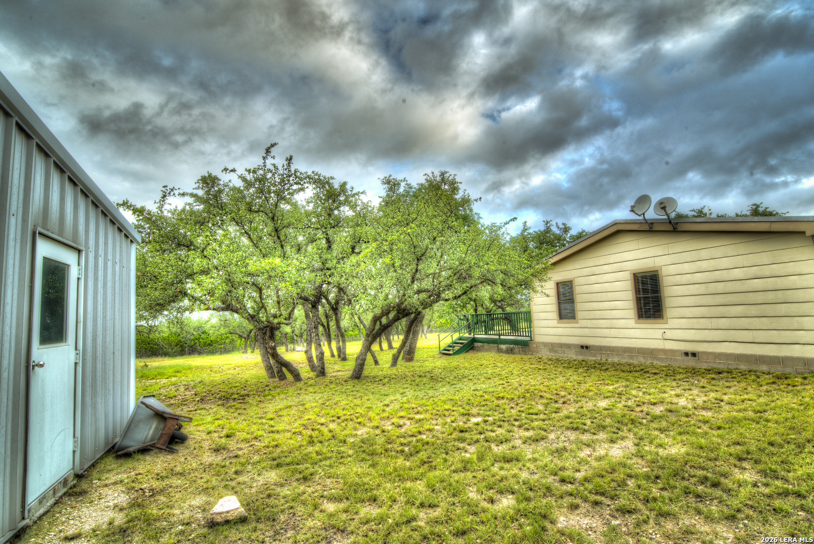 main property photo 30