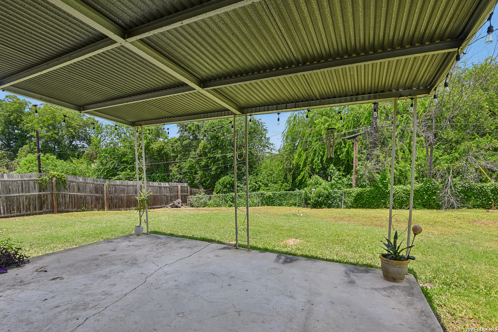 main property photo 29