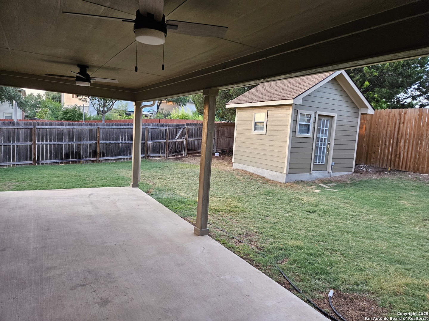 main property photo 23