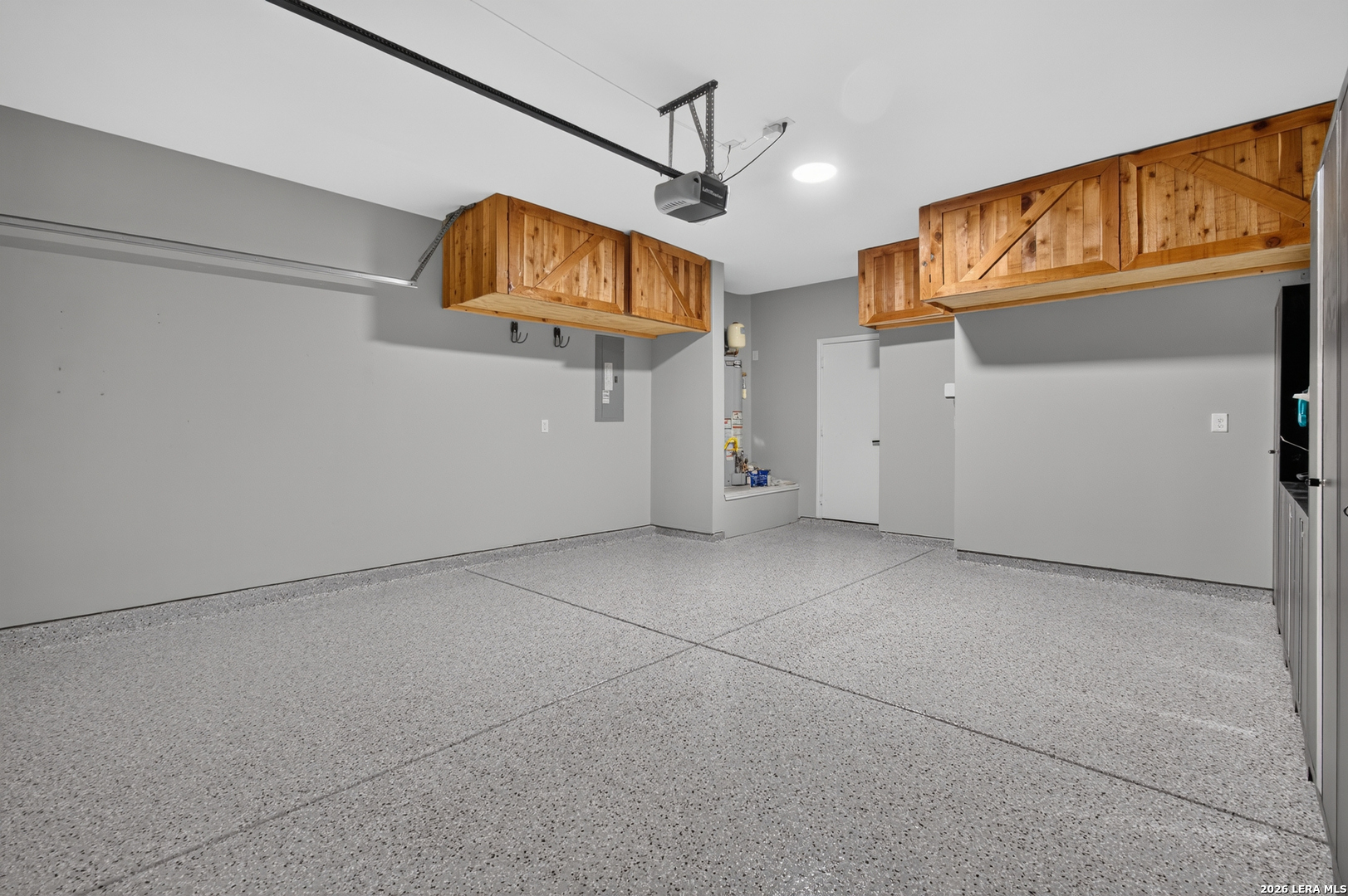 main property photo 70