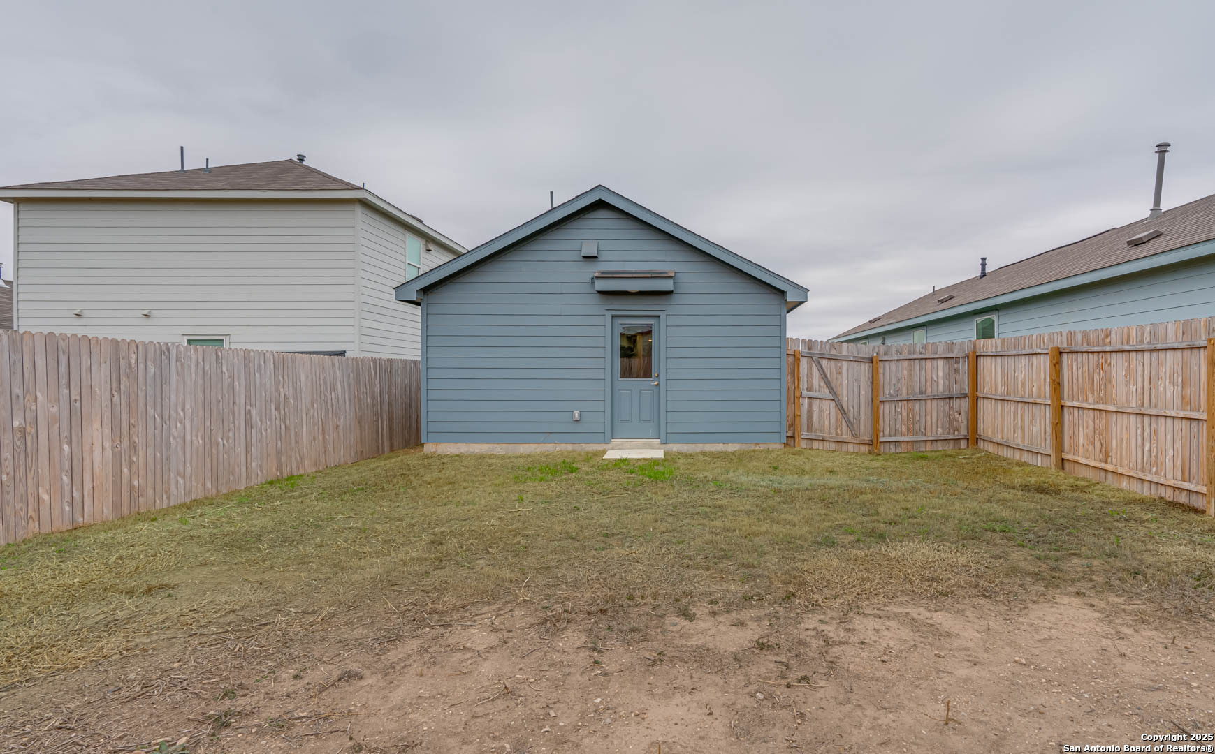 main property photo 20