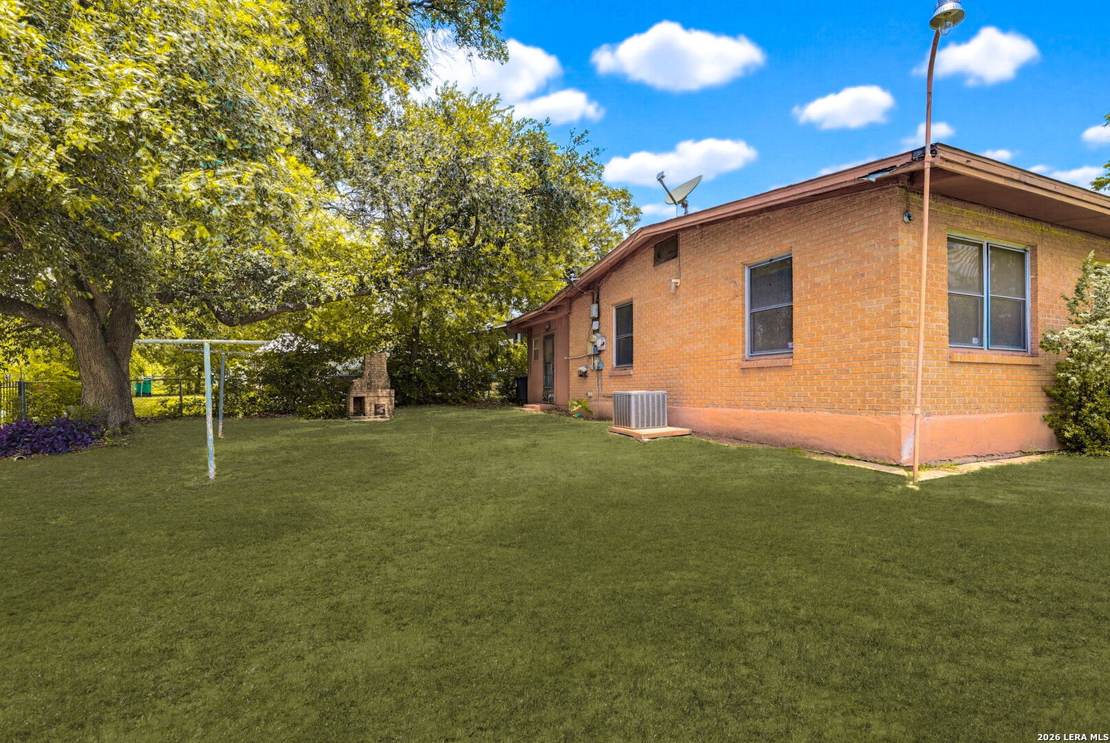 main property photo 26