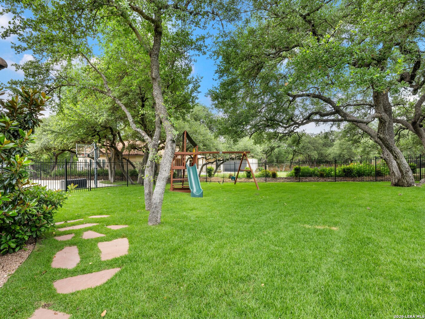 main property photo 80