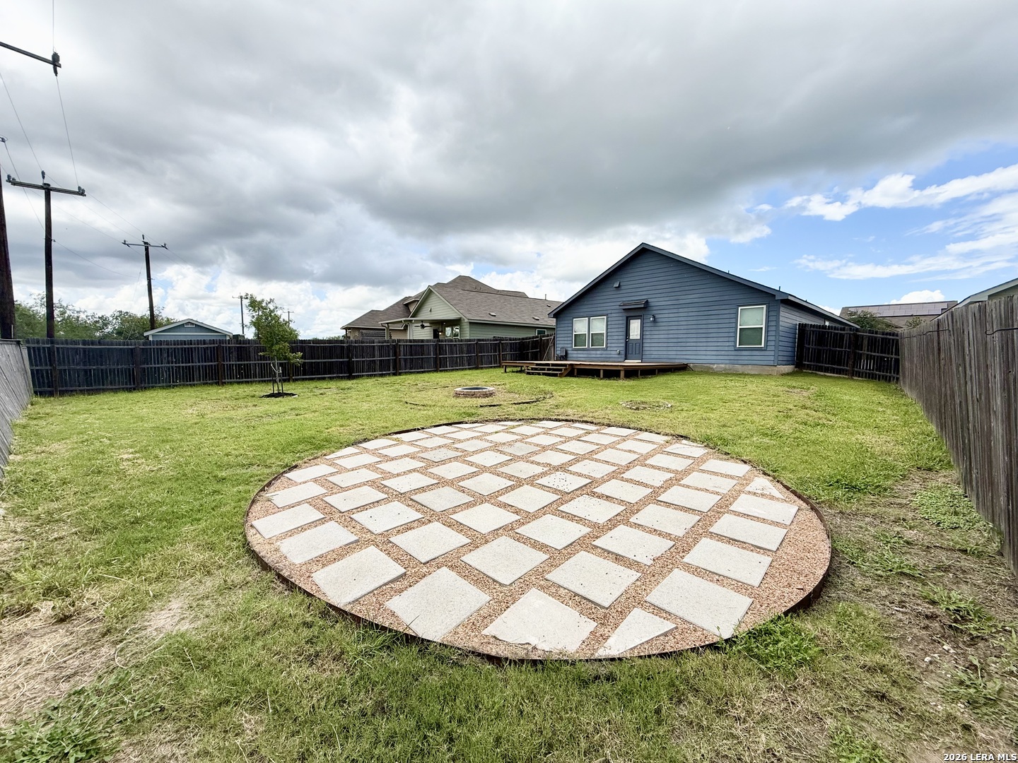 main property photo 24