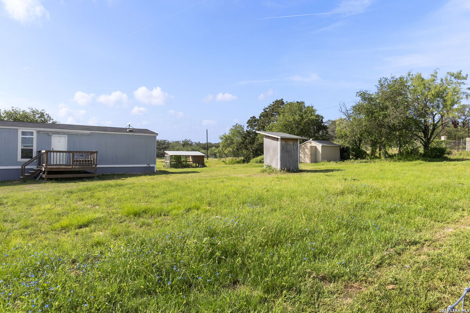 main property photo 37