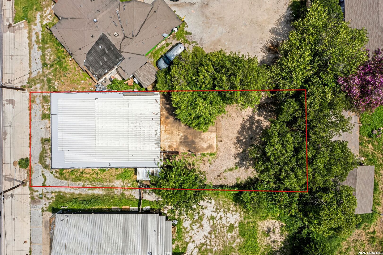 main property photo 4