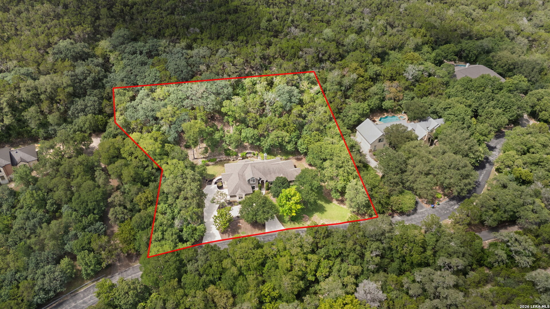main property photo 18