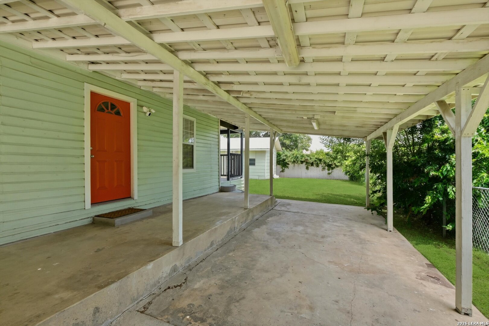 main property photo 15
