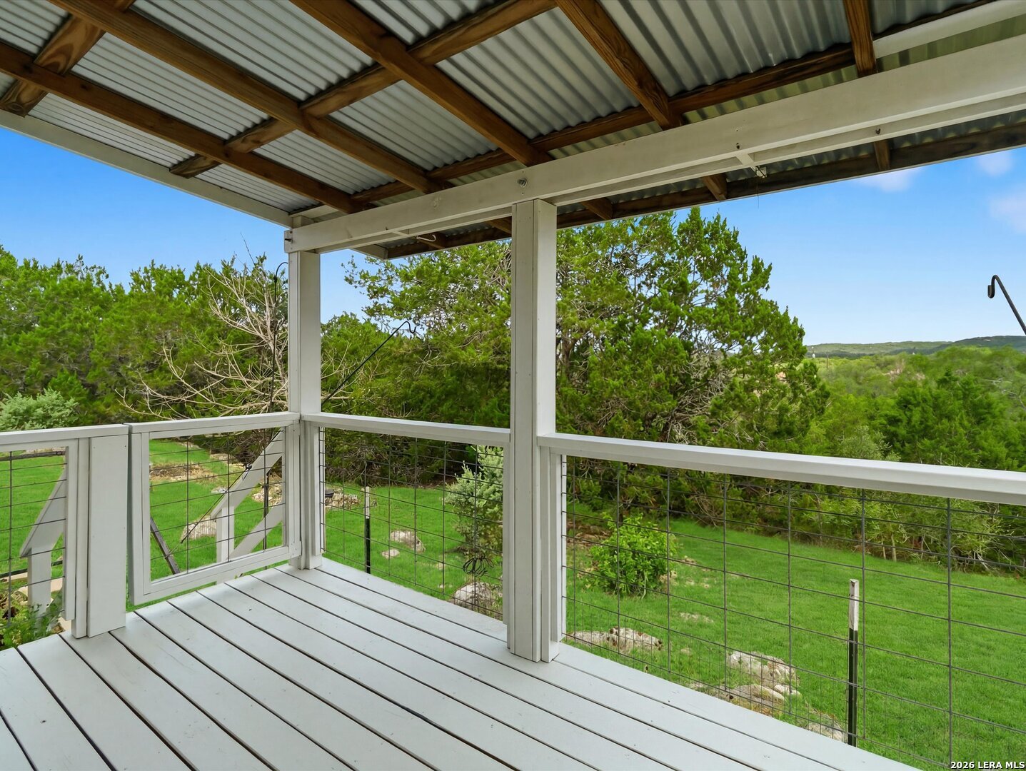 main property photo 25