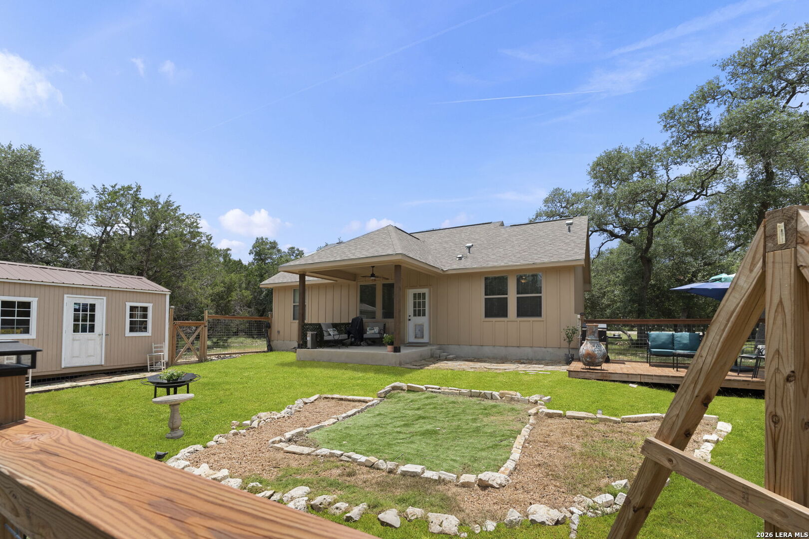 main property photo 21