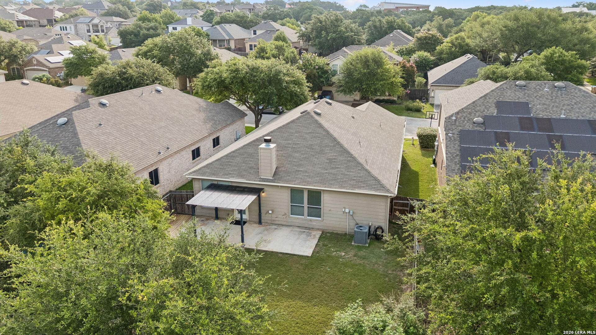 main property photo 33