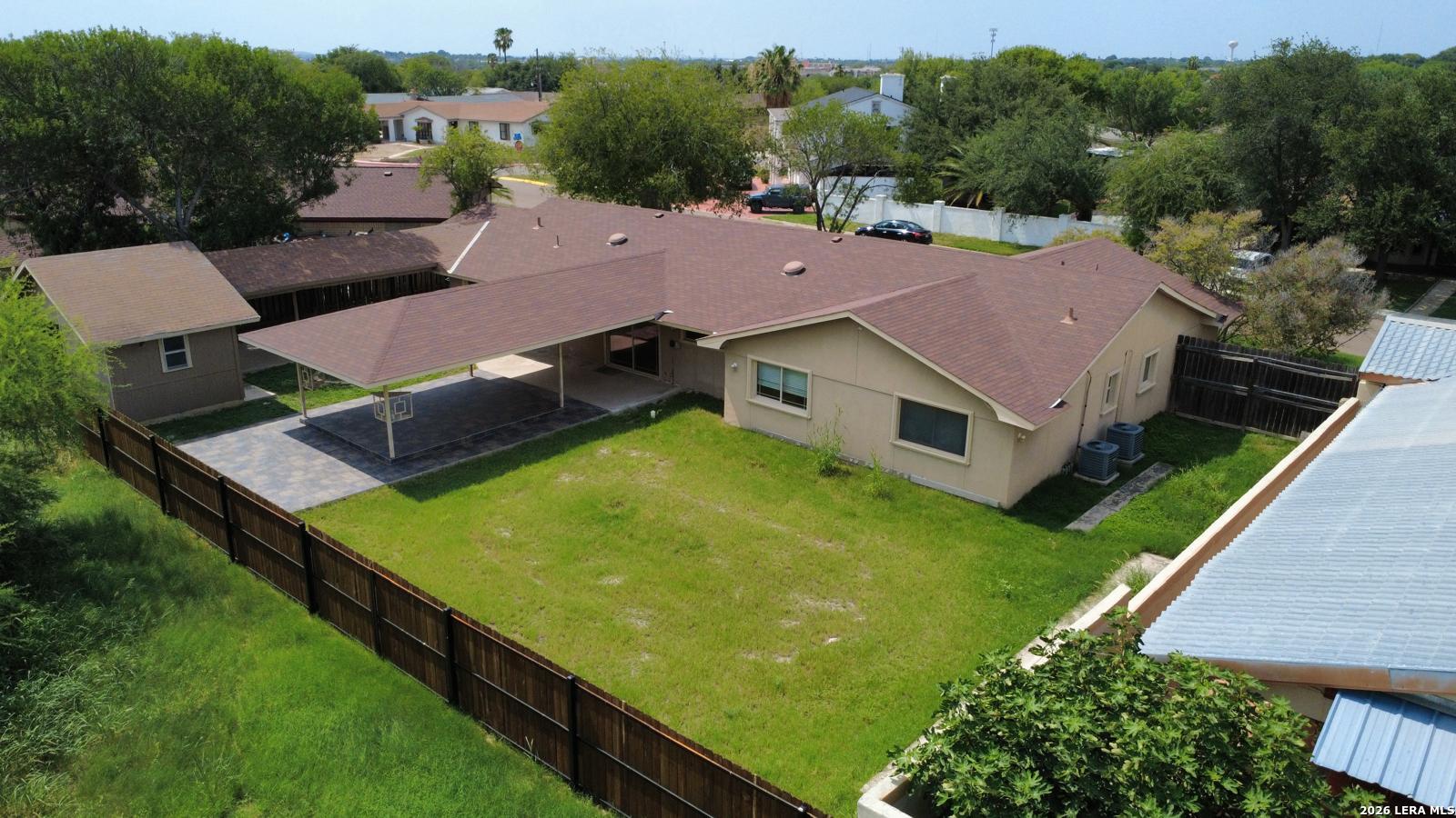 main property photo 35