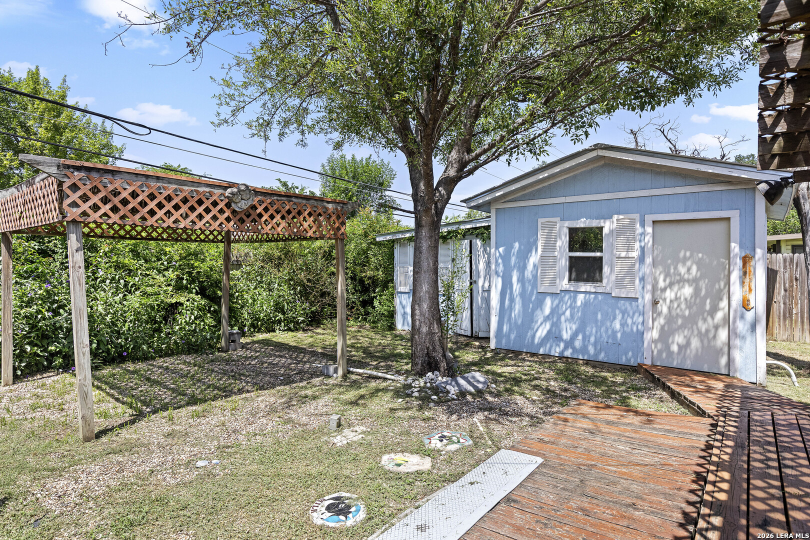 main property photo 27