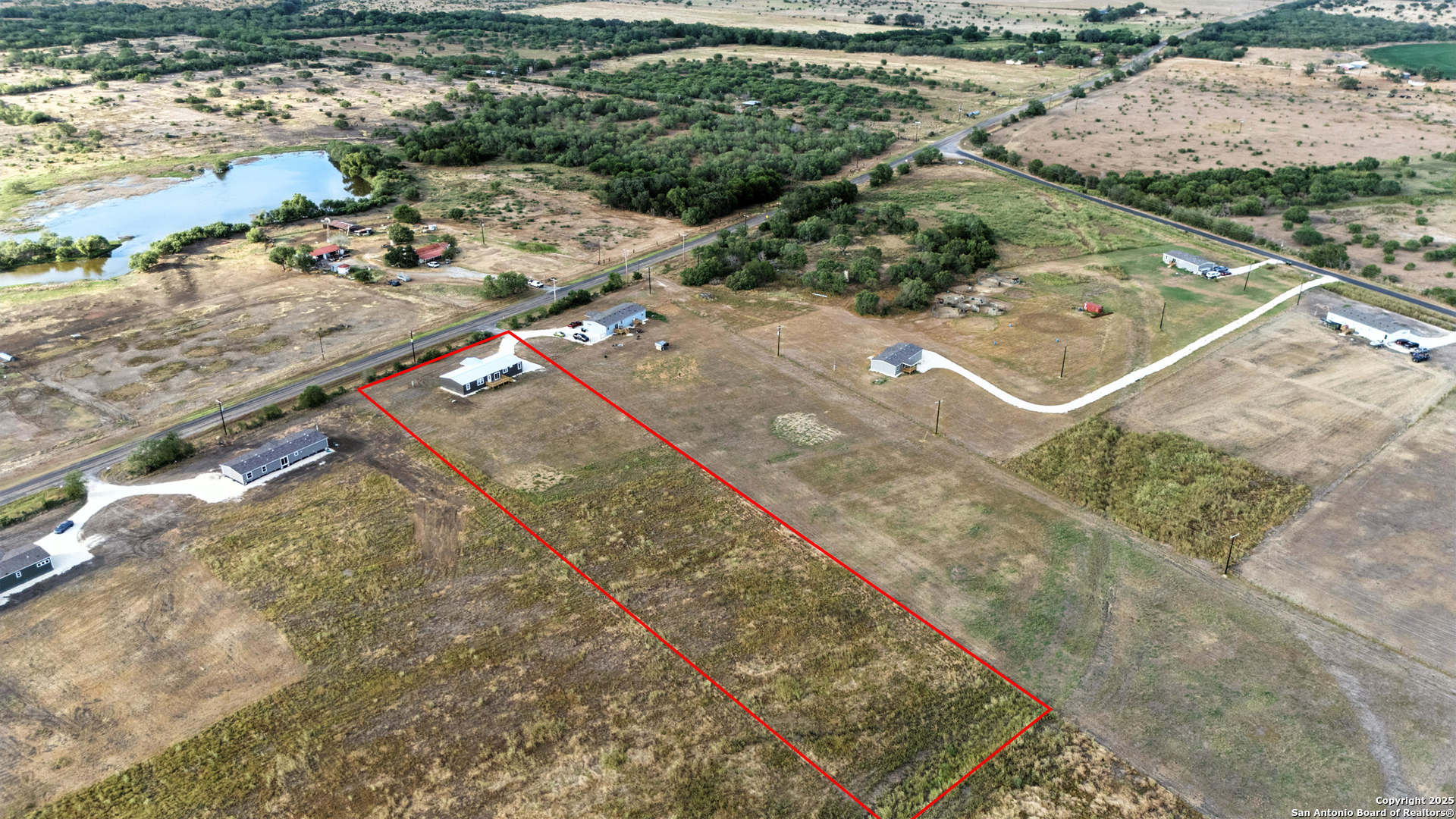 main property photo 16
